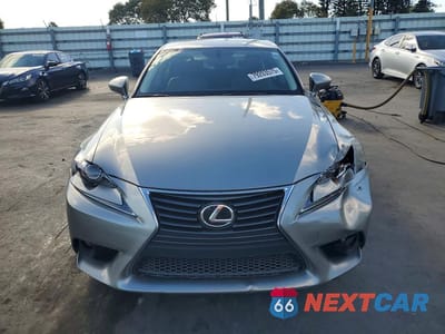 Piąte zdjęcie samochodu w środku: 2016 LEXUS IS 300 BASE VIN:JTHCM1D21G5007246 - miniatura