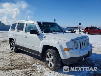 Czwarte zdjęcie samochodu z boku: 2017 JEEP PATRIOT LATITUDE VIN:1C4NJRFB0HD176650 - miniatura