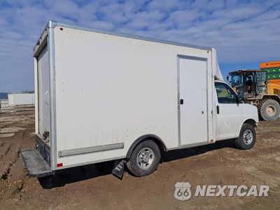Trzecie zdjęcie samochodu z tyłu: 2021 CHEVROLET EXPRESS G3500 *** BOX TRUCK *** VIN:1GB0GRFB7L1272511 - miniatura