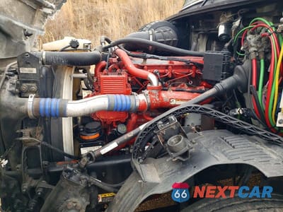Zdjęcie 7 z 10 samochodu: 2013 VOLVO VNL SEMI TRUCK VIN:4V4NC9TJ4DN146341 - miniatura