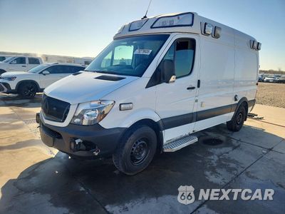 2017 MERCEDES BENZ SPRINTER 2500 AMBULANCE WD3PE7CD4HP571172 - główne zdjęcie licytacji z USA - miniatura