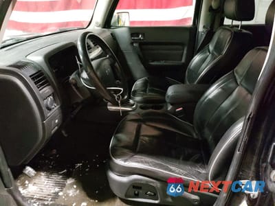 Zdjęcie 7 z 13 samochodu: 2006 HUMMER H3 VIN:5GTDN136468158062 - miniatura
