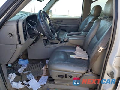Zdjęcie 7 z 12 samochodu: 2004 CHEVROLET SILVERADO 3500 FLATBED TRUCK VIN:1GCJK33264F190810 - miniatura