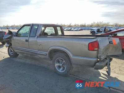 Drugie zdjęcie samochodu z przodu: 2000 CHEVROLET S TRUCK S10 VIN:1GCCS1947YK156507 - miniatura