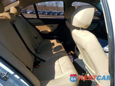Zdjęcie 10 z 12 samochodu: 2017 BMW 320 I VIN:WBA8E1G34HNU18650 - miniatura