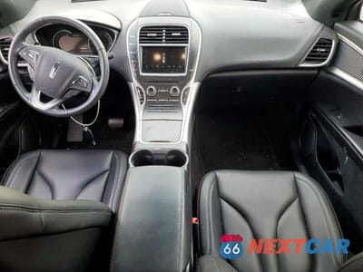 Zdjęcie 8 z 12 samochodu: 2016 LINCOLN MKX PREMIERE VIN:2LMTJ6JR9GBL77249 - miniatura