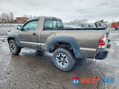 Drugie zdjęcie samochodu z przodu: 2011 TOYOTA TACOMA BASE VIN:5TFPX4ENXBX003360 - miniatura