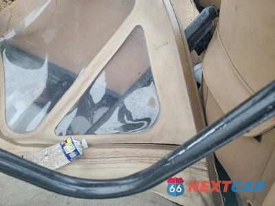 Zdjęcie 11 z 12 samochodu: 2000 JEEP WRANGLER / TJ SAHARA VIN:1J4FA59S6YP749360 - miniatura