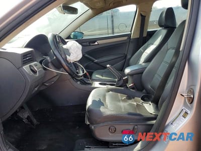 Zdjęcie 7 z 12 samochodu: 2020 VOLKSWAGEN PASSAT SE VIN:1VWSA7A36LC017263 - miniatura