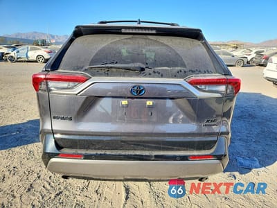Zdjęcie 6 z 13 samochodu: 2024 TOYOTA RAV4 XSE VIN:JTME6RFV1RJ051395 - miniatura