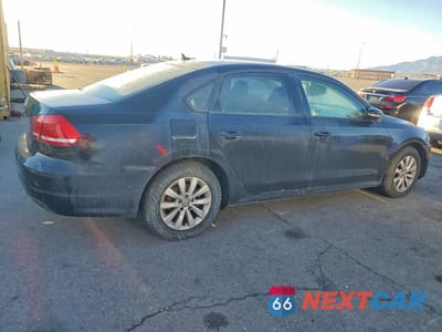 Trzecie zdjęcie samochodu z tyłu: 2012 VOLKSWAGEN PASSAT S VIN:1VWAP7A35CC094247 - miniatura