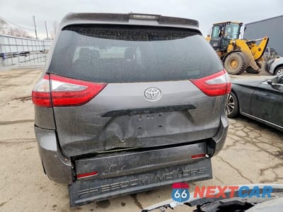 Zdjęcie 6 z 13 samochodu: 2020 TOYOTA SIENNA L VIN:5TDZZ3DC9LS023295 - miniatura