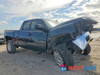 Czwarte zdjęcie samochodu z boku: 2007 CHEVROLET SILVERADO C1500 VIN:2GCEC19J671716138 - miniatura