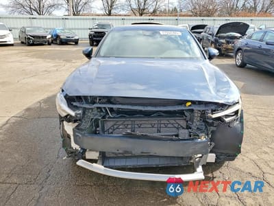 Piąte zdjęcie samochodu w środku: 2021 POLESTAR 2 VIN:LPSED3KAXML006449 - miniatura