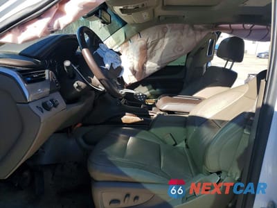 Zdjęcie 7 z 13 samochodu: 2015 CHEVROLET TAHOE K1500 LT VIN:1GNSKBKC8FR191071 - miniatura