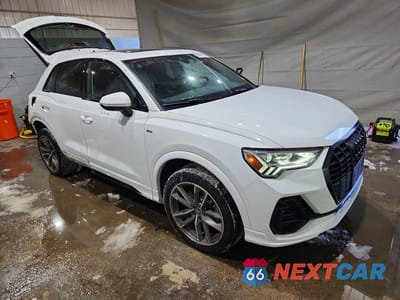 Czwarte zdjęcie samochodu z boku: 2022 AUDI Q3 PREMIUM PLUS S LINE 45 VIN:WA1EECF33N1031717 - miniatura