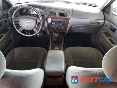 Zdjęcie 8 z 11 samochodu: 2006 FORD TAURUS SEL VIN:1FAFP56U86A203319 - miniatura