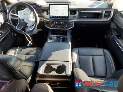 Zdjęcie 8 z 13 samochodu: 2023 FORD EXPEDITION MAX XLT VIN:1FMJK1J8XPEA03635 - miniatura