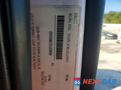 Zdjęcie 10 z 10 samochodu: 2018 VOLVO VNL SEMI TRUCK VIN:4V4N39TG5JN892443 - miniatura