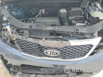 Zdjęcie 12 z 13 samochodu: 2011 KIA SORENTO BASE VIN:5XYKT3A1XBG155953 - miniatura