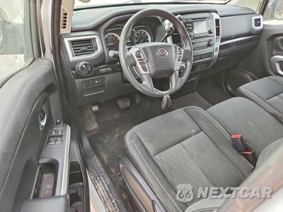Zdjęcie 8 z 12 samochodu: 2017 NISSAN TITAN S VIN:1N6AA1R83HN549316 - miniatura