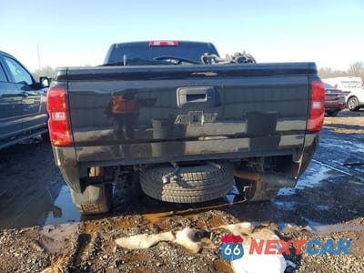 Zdjęcie 6 z 12 samochodu: 2018 CHEVROLET SILVERADO K1500 CUSTOM VIN:1GCVKPEC0JZ194795 - miniatura