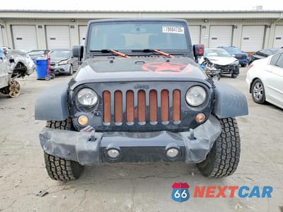 Piąte zdjęcie samochodu w środku: 2015 JEEP WRANGLER UNLIMITED SPORT VIN:1C4BJWDG5FL735533 - miniatura