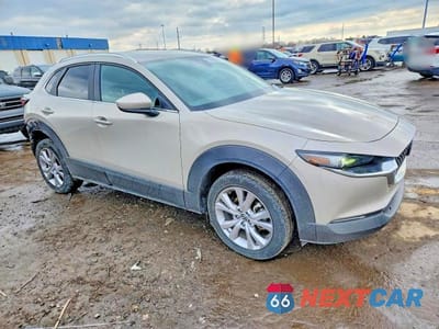 Czwarte zdjęcie samochodu z boku: 2023 MAZDA CX-30 PREFERRED VIN:3MVDMBCM4PM567463 - miniatura
