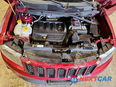 Zdjęcie 11 z 13 samochodu: 2015 JEEP COMPASS LATITUDE VIN:1C4NJDEB0FD357040 - miniatura