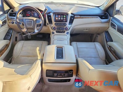 Zdjęcie 8 z 12 samochodu: 2016 GMC YUKON XL DENALI VIN:1GKS2HKJ4GR201210 - miniatura