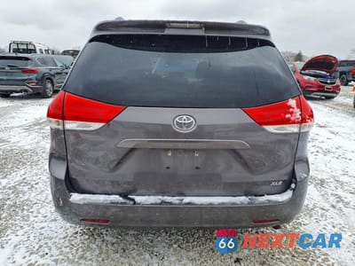 Zdjęcie 6 z 12 samochodu: 2013 TOYOTA SIENNA XLE 8-PASSENGER VIN:5TDYK3DC2DS362272 - miniatura