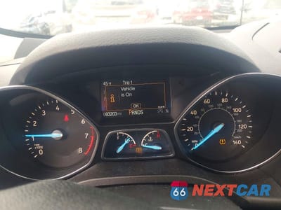 Zdjęcie 9 z 12 samochodu: 2019 FORD ESCAPE SE VIN:1FMCU9GDXKUB10656 - miniatura