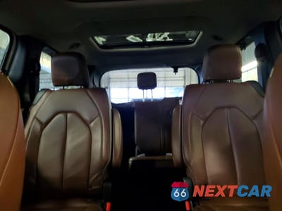 Zdjęcie 10 z 13 samochodu: 2018 CHRYSLER PACIFICA LIMITED VIN:2C4RC1GG1JR186775 - miniatura