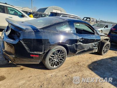 Trzecie zdjęcie samochodu z tyłu: 2014 FORD MUSTANG SHELBY GT500 VIN:1ZVBP8JZ1E5273116 - miniatura