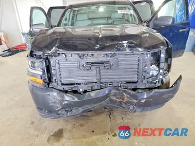 Zdjęcie 11 z 12 samochodu: 2018 CHEVROLET SILVERADO K1500 VIN:1GCVKNEC1JZ376204 - miniatura