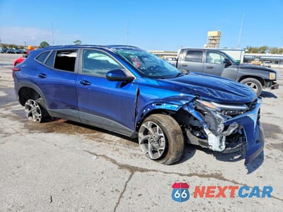 Czwarte zdjęcie samochodu z boku: 2024 CHEVROLET TRAX 1LT VIN:KL77LHE24RC136901 - miniatura