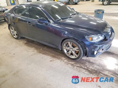 Czwarte zdjęcie samochodu z boku: 2007 LEXUS IS 350 VIN:JTHBE262575015569 - miniatura