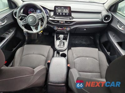 Zdjęcie 8 z 12 samochodu: 2019 KIA FORTE LXS VIN:3KPF24AD3KE078649 - miniatura