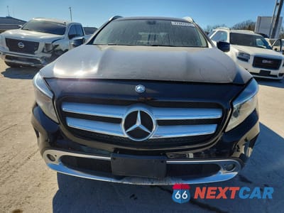 Piąte zdjęcie samochodu w środku: 2015 MERCEDES-BENZ GLA 250 VIN:WDCTG4EB0FJ126298 - miniatura