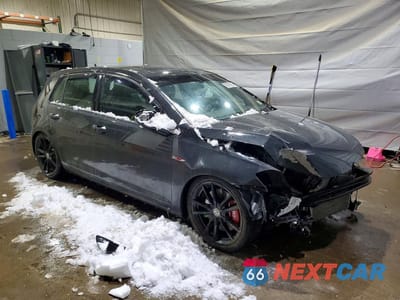 Czwarte zdjęcie samochodu z boku: 2019 VOLKSWAGEN GTI S VIN:3VW5T7AUXKM006361 - miniatura