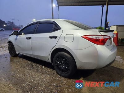 Drugie zdjęcie samochodu z przodu: 2015 TOYOTA COROLLA L VIN:5YFBURHE2FP294808 - miniatura