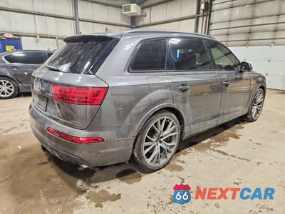 Trzecie zdjęcie samochodu z tyłu: 2019 AUDI Q7 PRESTIGE VIN:WA1VAAF7XKD034045 - miniatura