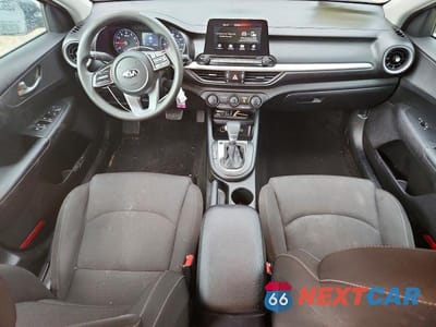 Zdjęcie 8 z 12 samochodu: 2020 KIA FORTE LXS VIN:3KPF24AD9LE222951 - miniatura