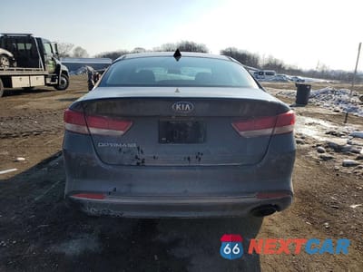 Zdjęcie 6 z 11 samochodu: 2018 KIA OPTIMA LX VIN:5XXGT4L37JG243713 - miniatura