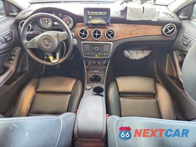 Zdjęcie 8 z 12 samochodu: 2017 MERCEDES-BENZ GLA 250 4MATIC VIN:WDCTG4GB3HJ319321 - miniatura