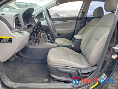 Zdjęcie 7 z 12 samochodu: 2017 HYUNDAI ELANTRA SE VIN:5NPD74LF7HH146351 - miniatura