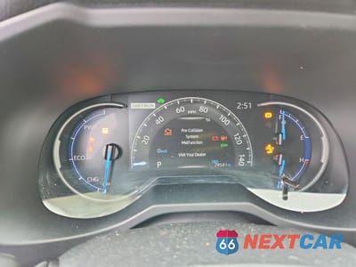 Zdjęcie 9 z 14 samochodu: 2025 TOYOTA RAV4 XLE PREMIUM VIN:JTMB6RFV7SD157230 - miniatura