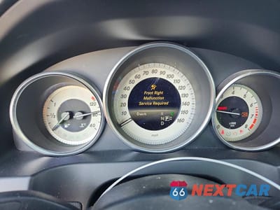 Zdjęcie 9 z 12 samochodu: 2014 MERCEDES-BENZ E 350 VIN:WDDKJ5KB6EF230248 - miniatura