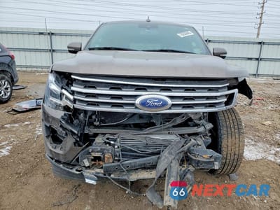 Piąte zdjęcie samochodu w środku: 2019 FORD EXPEDITION MAX XLT VIN:1FMJK1JT7KEA51980 - miniatura