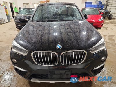 Piąte zdjęcie samochodu w środku: 2018 BMW X1 XDRIVE28I VIN:WBXHT3C35J5L25476 - miniatura